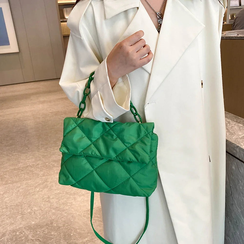 sac noir matelassé chaine